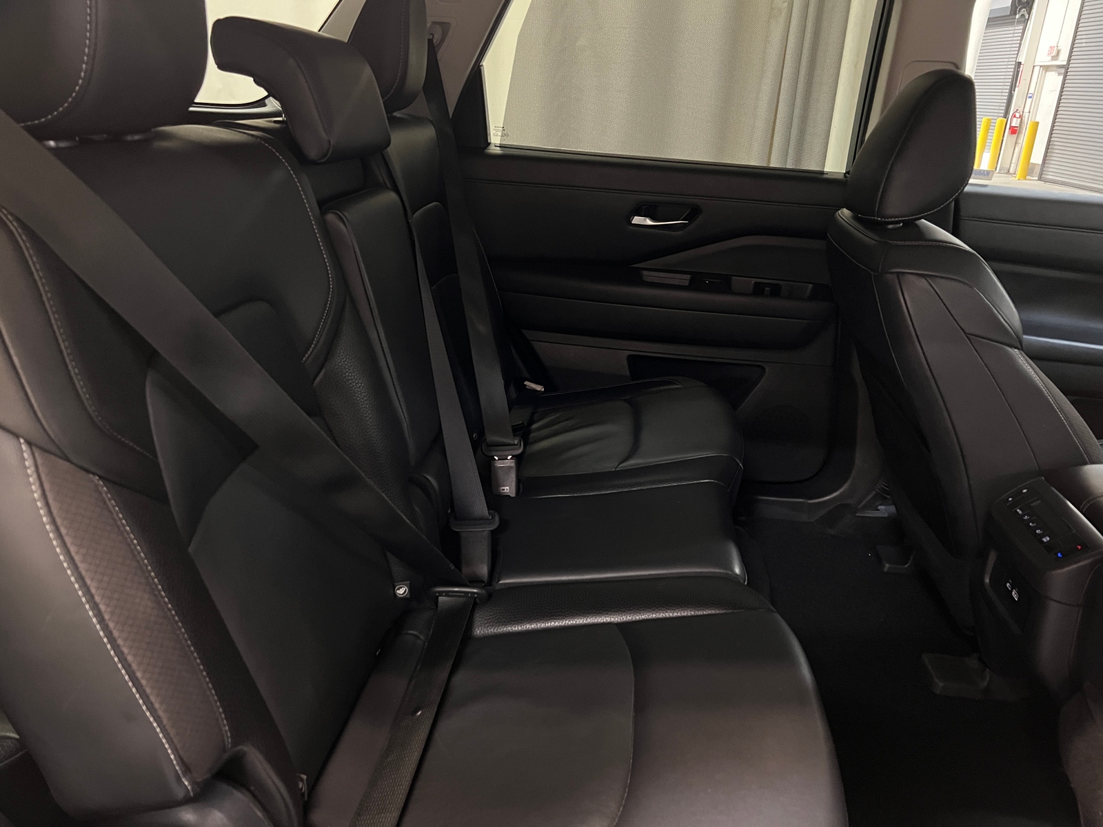Thumbnail: 2022 Nissan Pathfinder - 5
