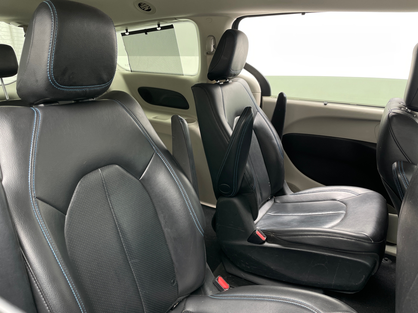 Thumbnail: 2021 Chrysler Pacifica - 5