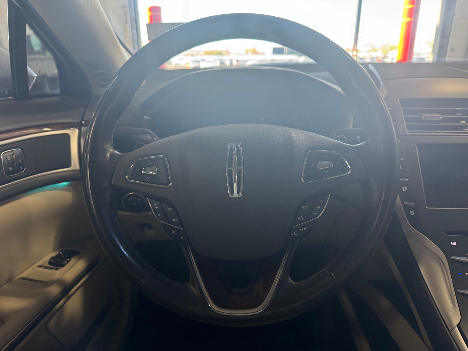 Thumbnail: 2015 Lincoln MKZ - 4