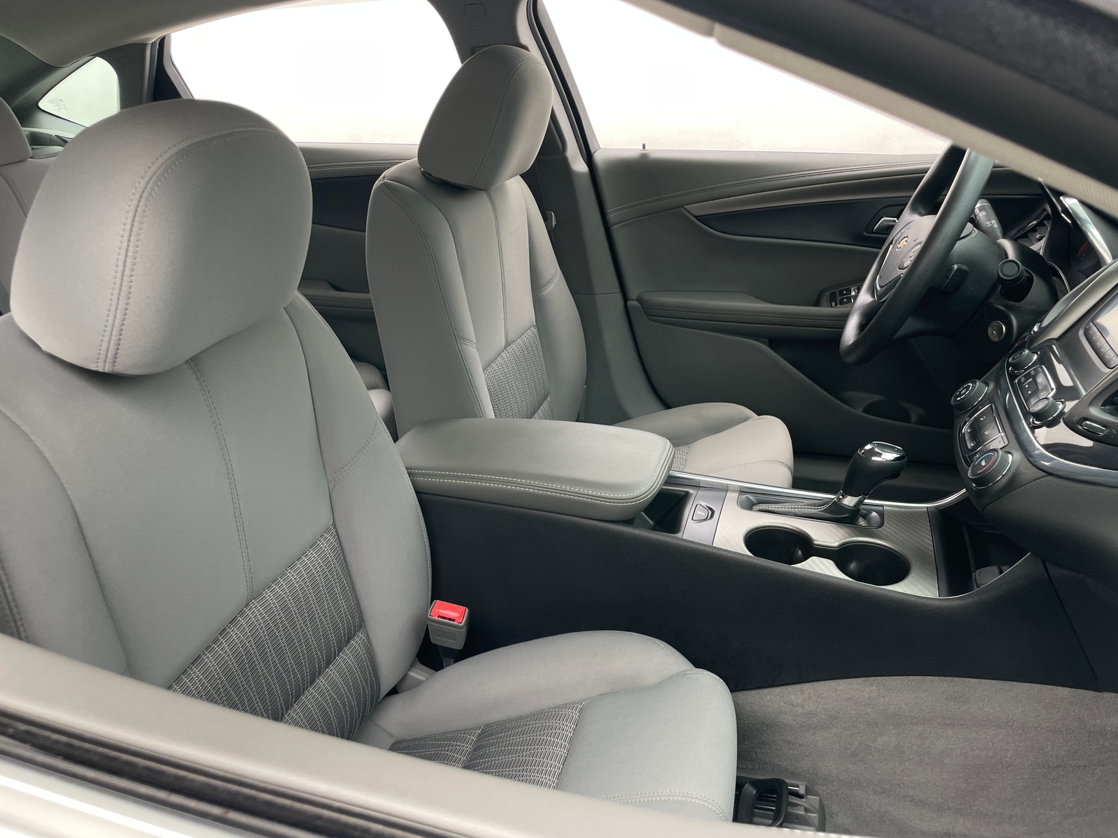 Thumbnail: 2017 Chevrolet Impala - 2
