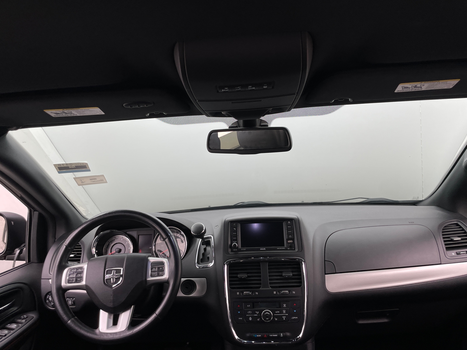Thumbnail: 2019 Dodge Grand Caravan - 2