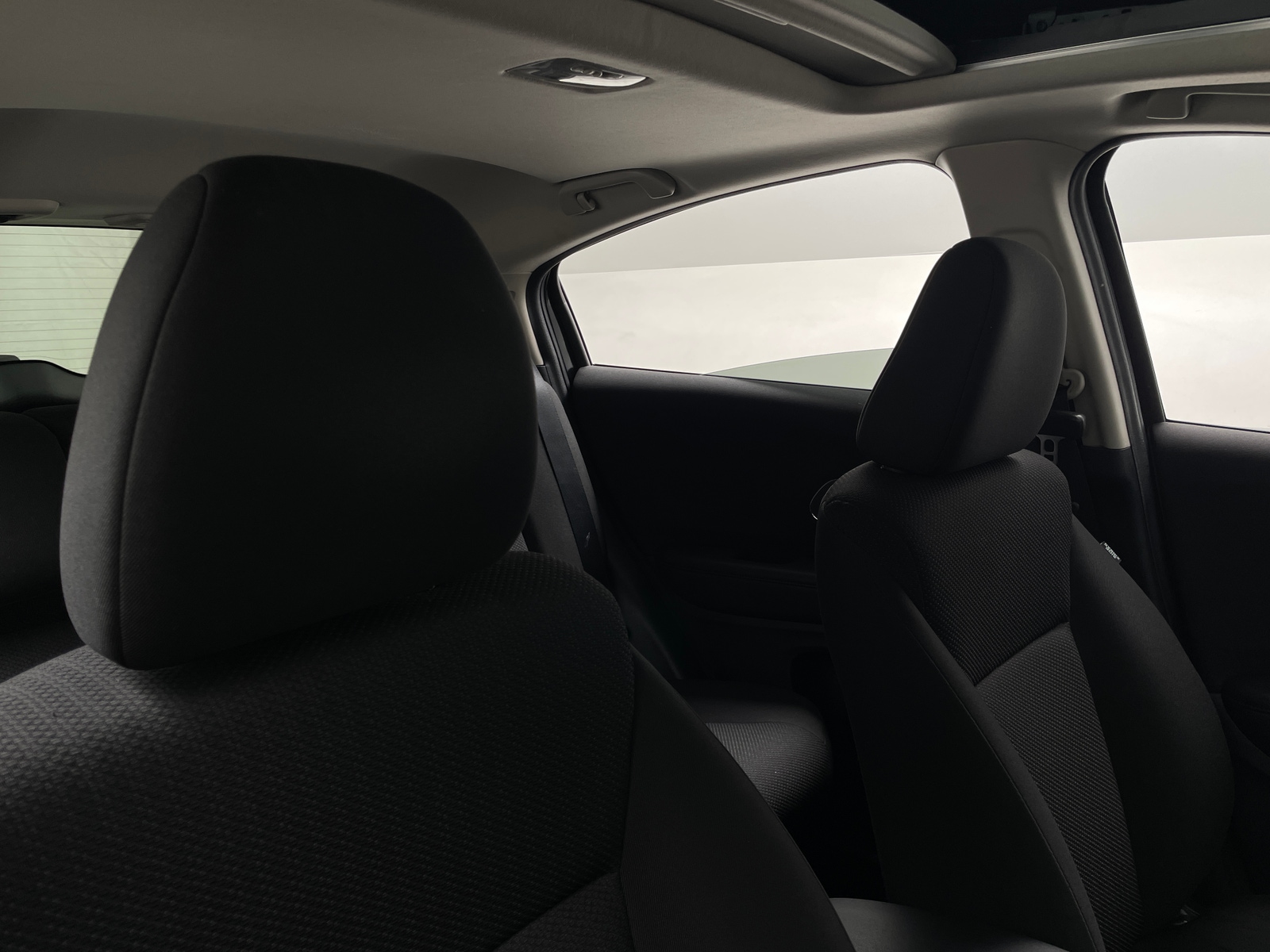 Thumbnail: 2016 Honda HR-V - 2