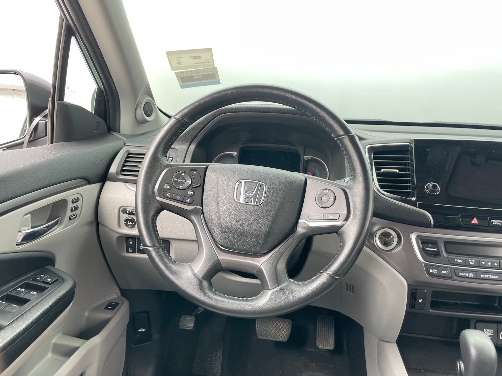 Thumbnail: 2019 Honda Pilot - 4
