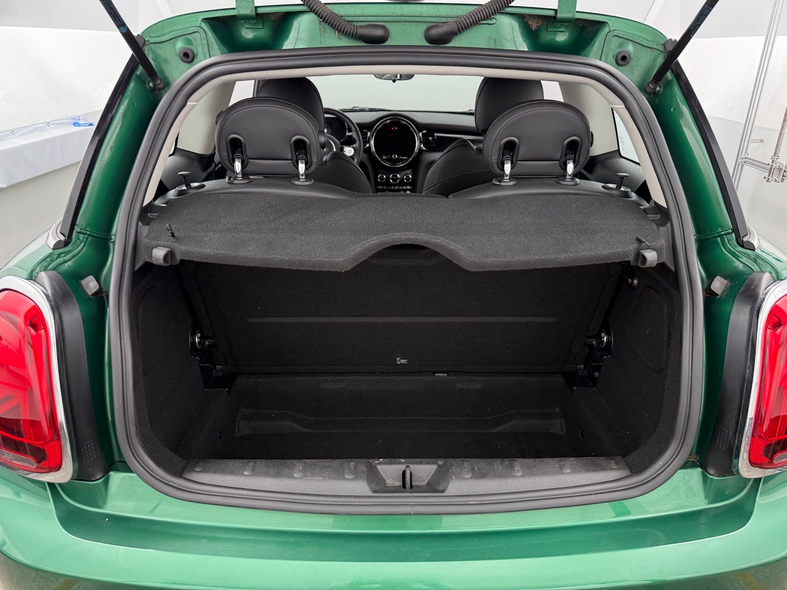Thumbnail: 2023 MINI Cooper Hardtop - 6