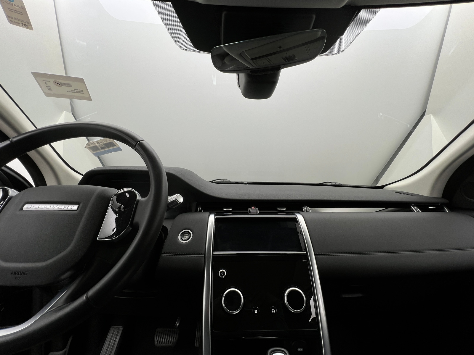 Thumbnail: 2020 Land Rover Discovery Sport - 2