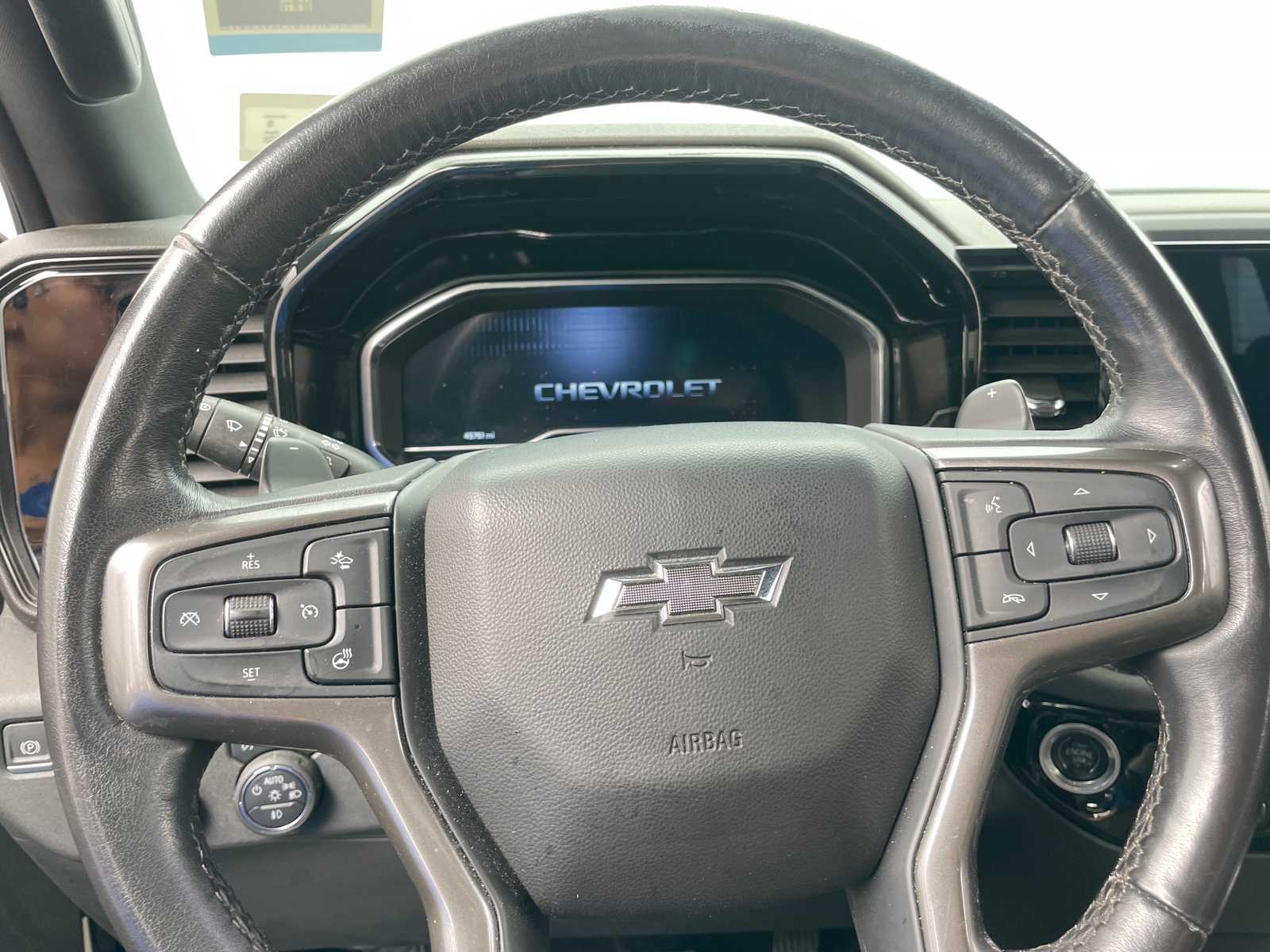 Thumbnail: 2022 Chevrolet Silverado 1500 - 5