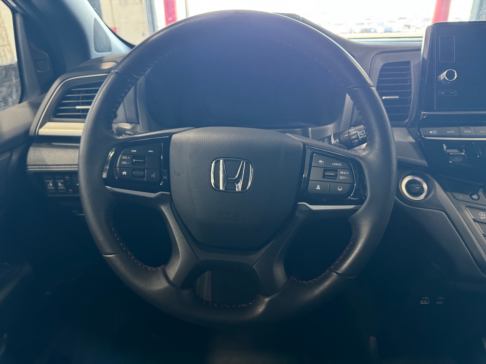 Thumbnail: 2025 Honda Odyssey - 4
