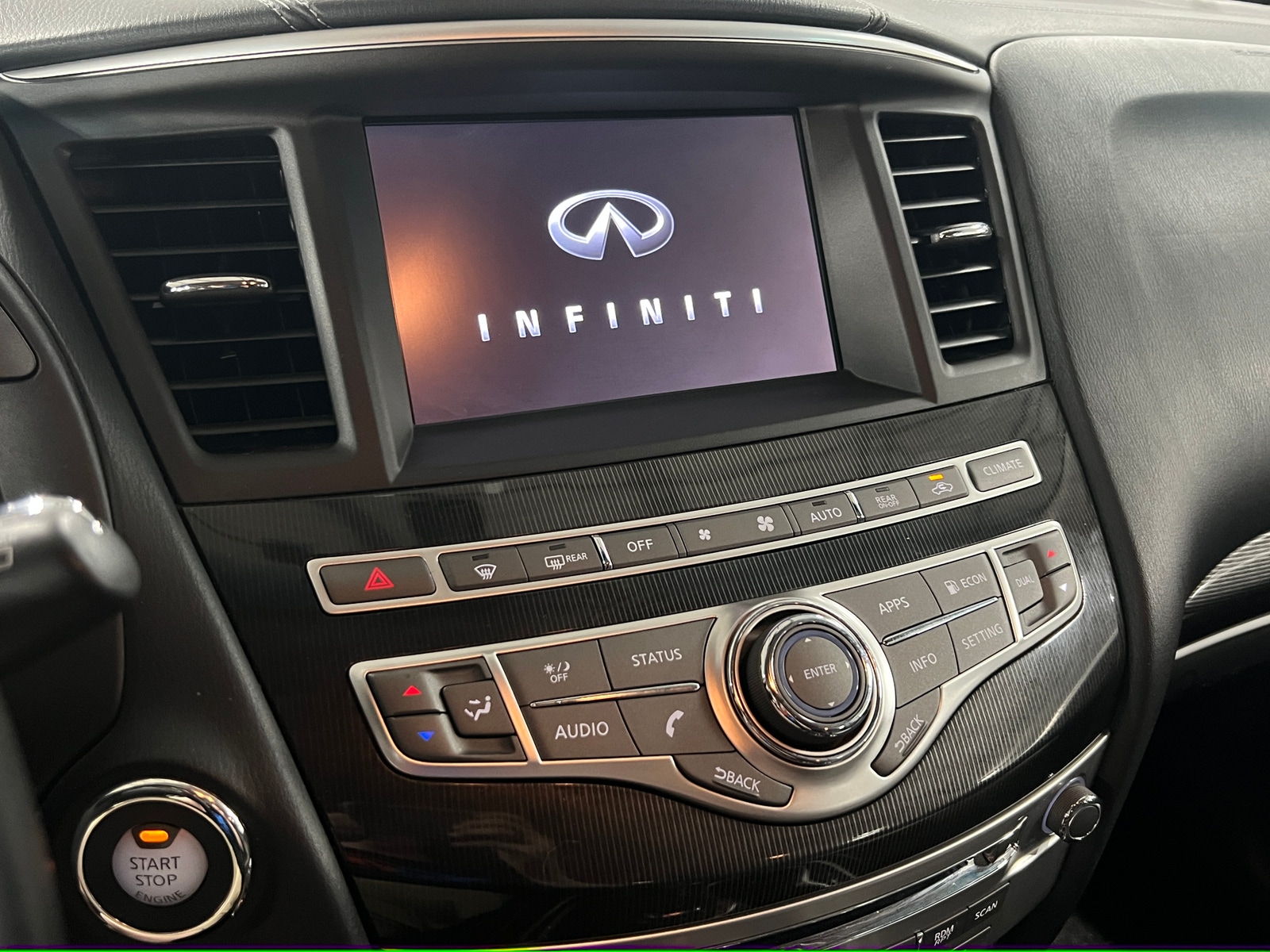 Thumbnail: 2018 INFINITI QX60 - 3