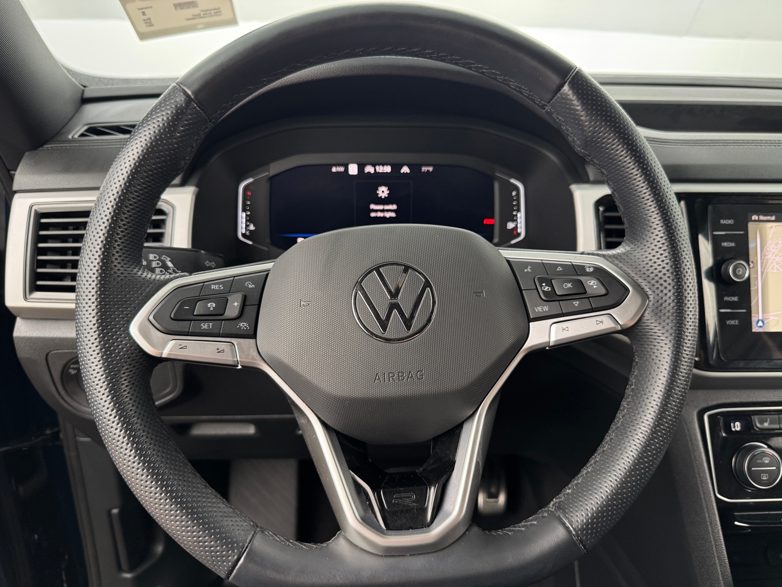 Thumbnail: 2021 Volkswagen Atlas - 4
