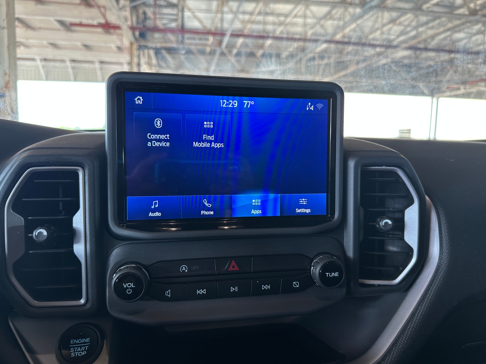 Thumbnail: 2021 Ford Bronco Sport - 4