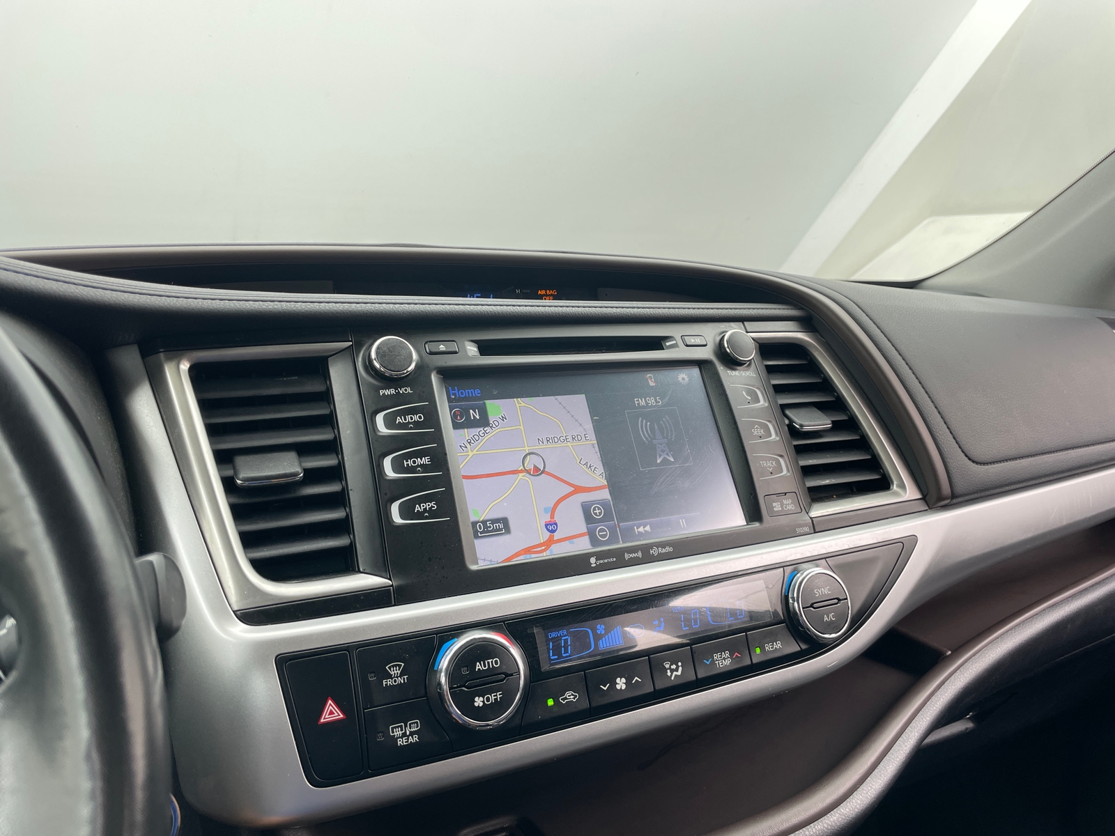 Thumbnail: 2019 Toyota Highlander - 3