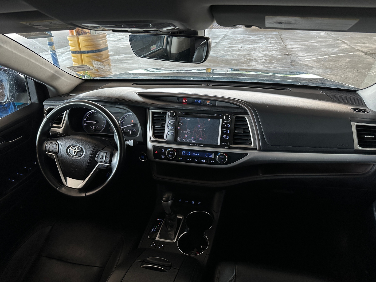 Thumbnail: 2018 Toyota Highlander - 2