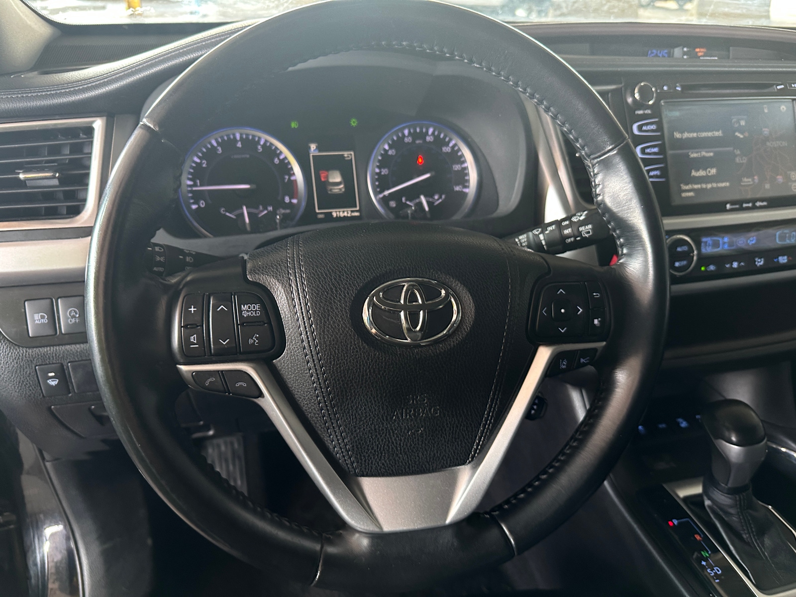 Thumbnail: 2018 Toyota Highlander - 4
