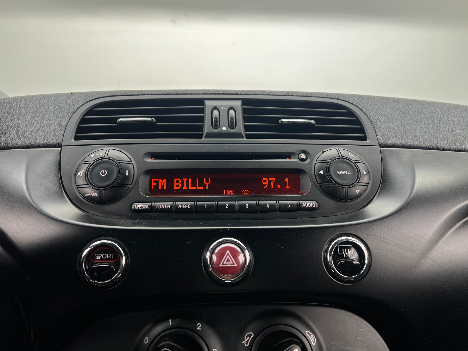 Thumbnail: 2015 Fiat 500 - 4