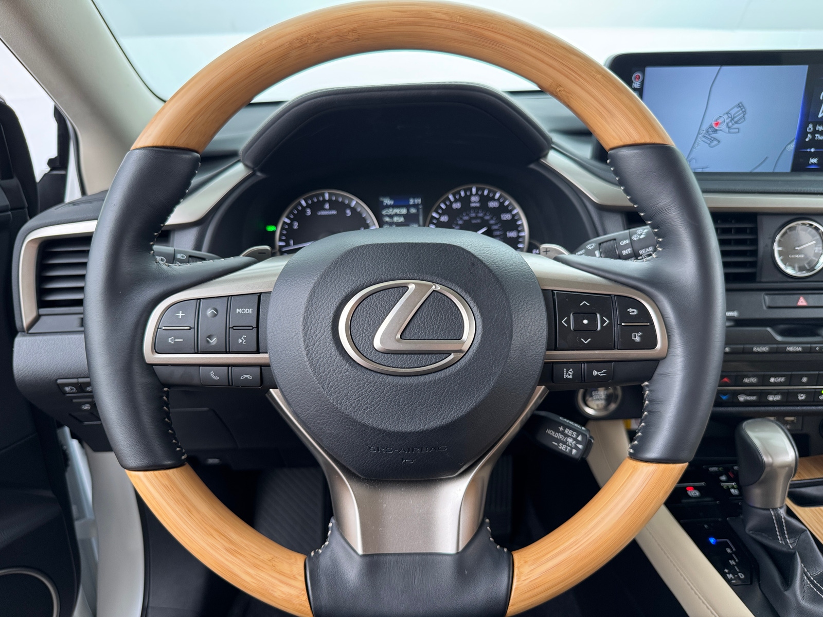 Thumbnail: 2022 Lexus RX - 4
