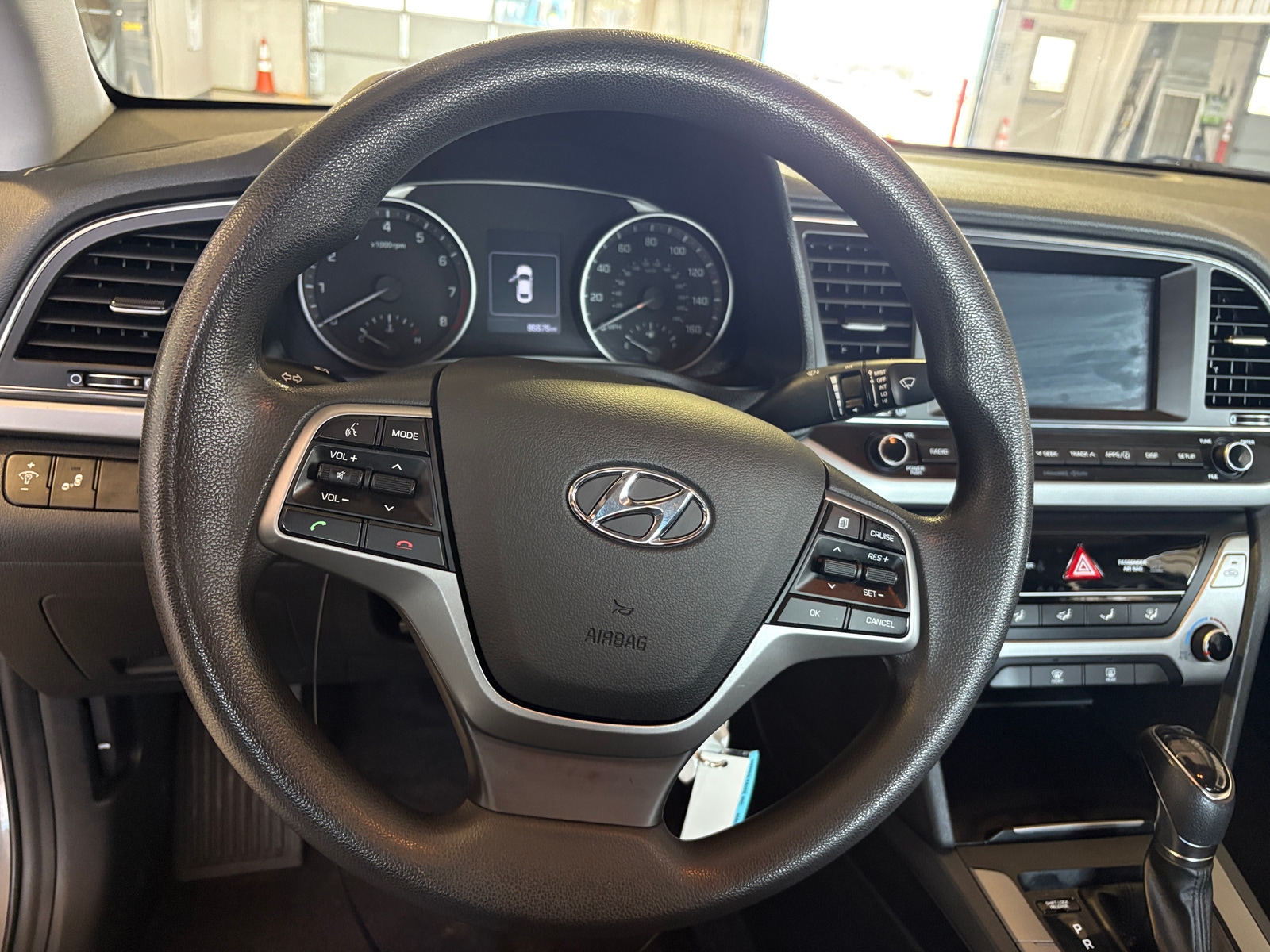 Thumbnail: 2018 Hyundai Elantra - 5