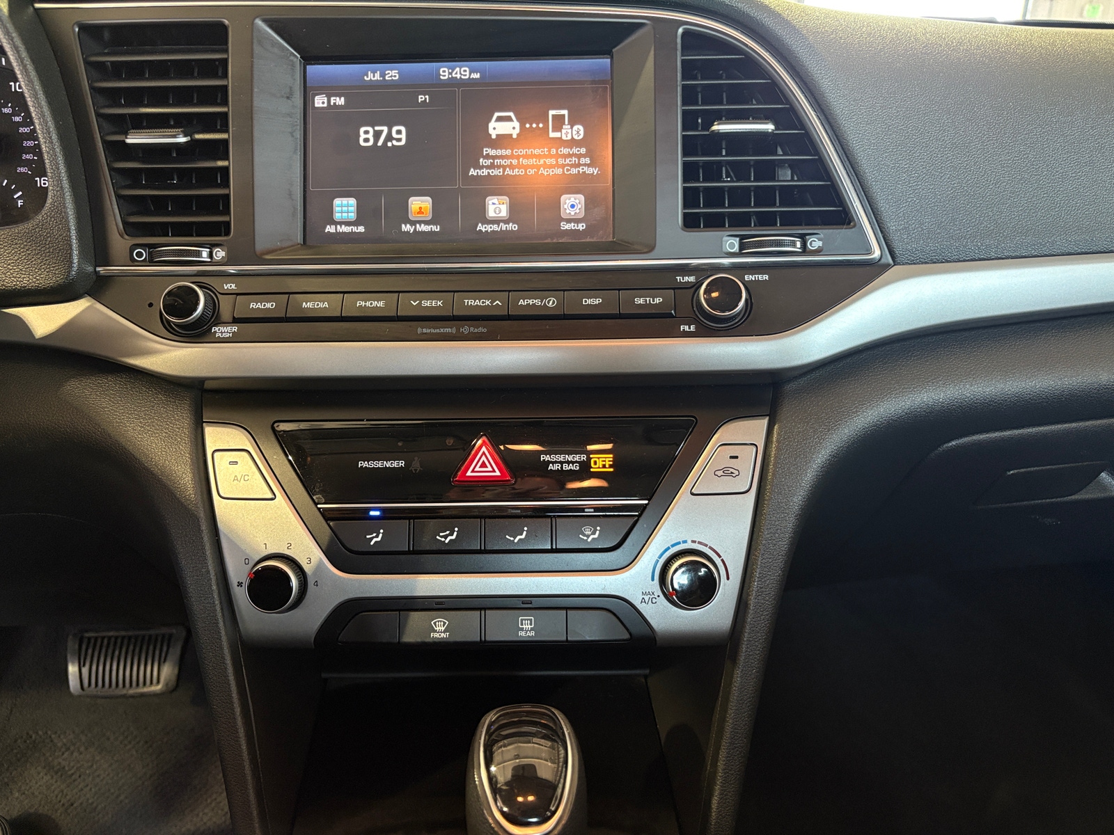 Thumbnail: 2018 Hyundai Elantra - 4