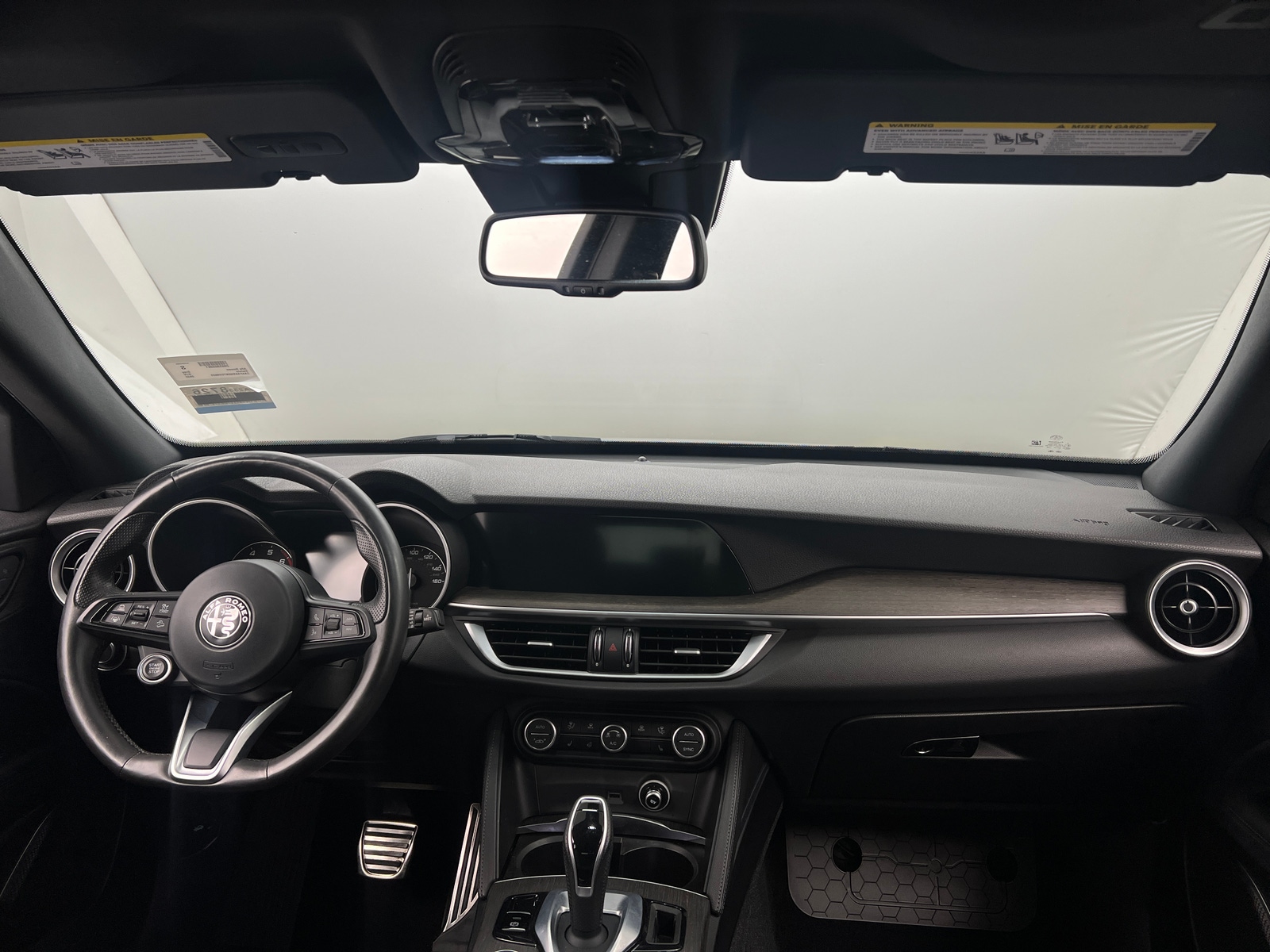 Thumbnail: 2022 Alfa Romeo Stelvio - 2