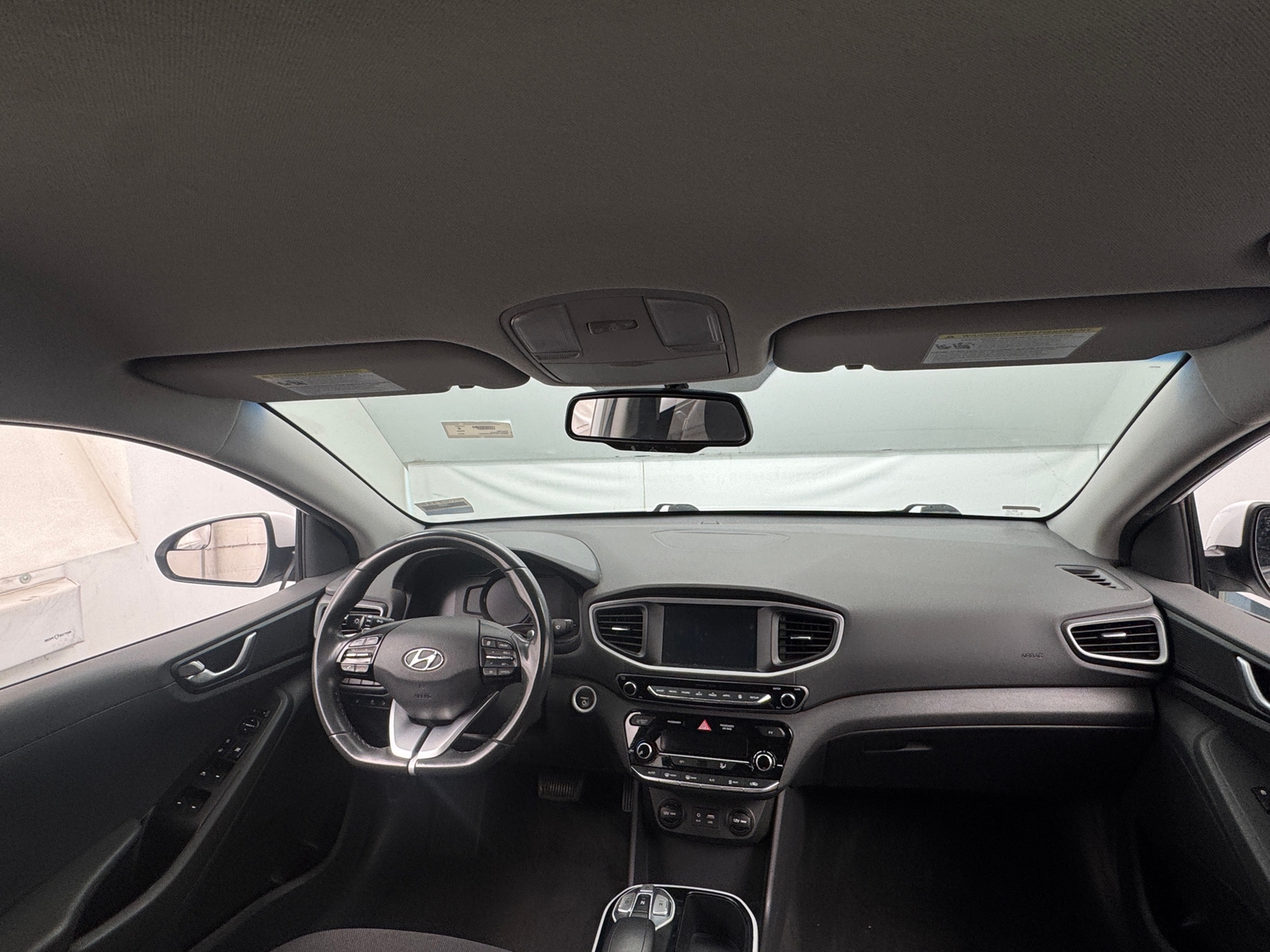 Thumbnail: 2019 Hyundai Ioniq - 3