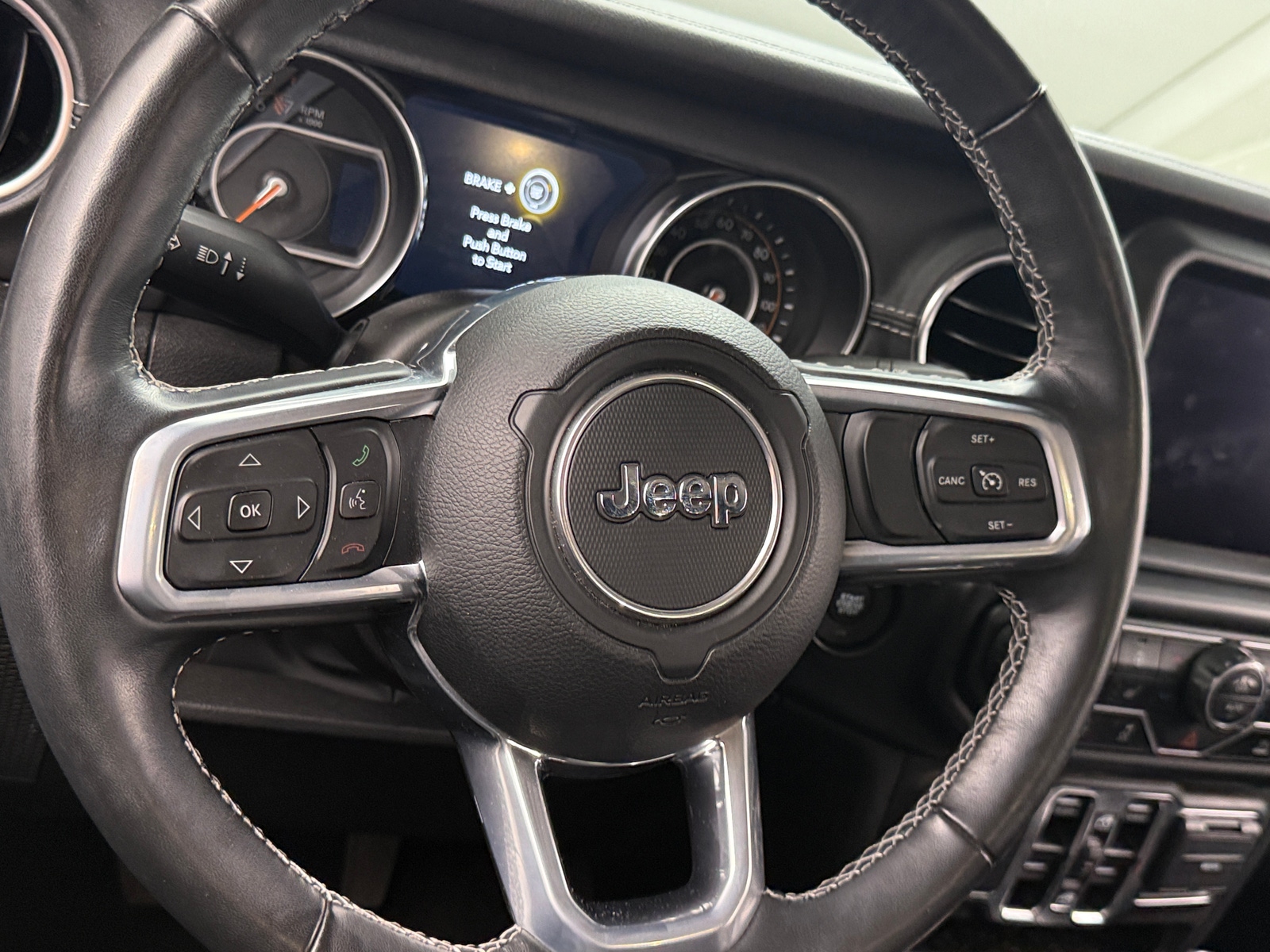 Thumbnail: 2022 Jeep Gladiator - 5