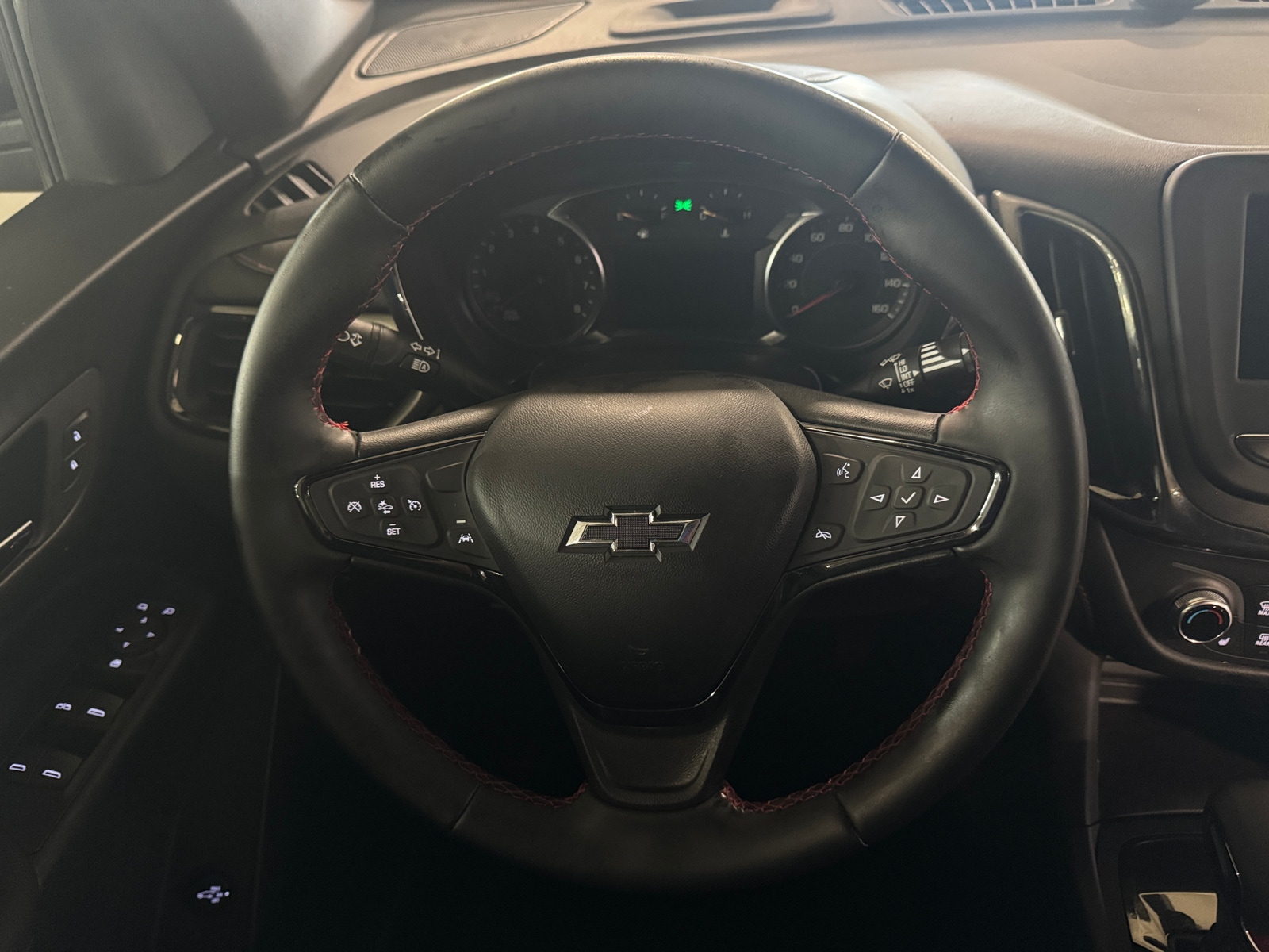 Thumbnail: 2023 Chevrolet Equinox - 5