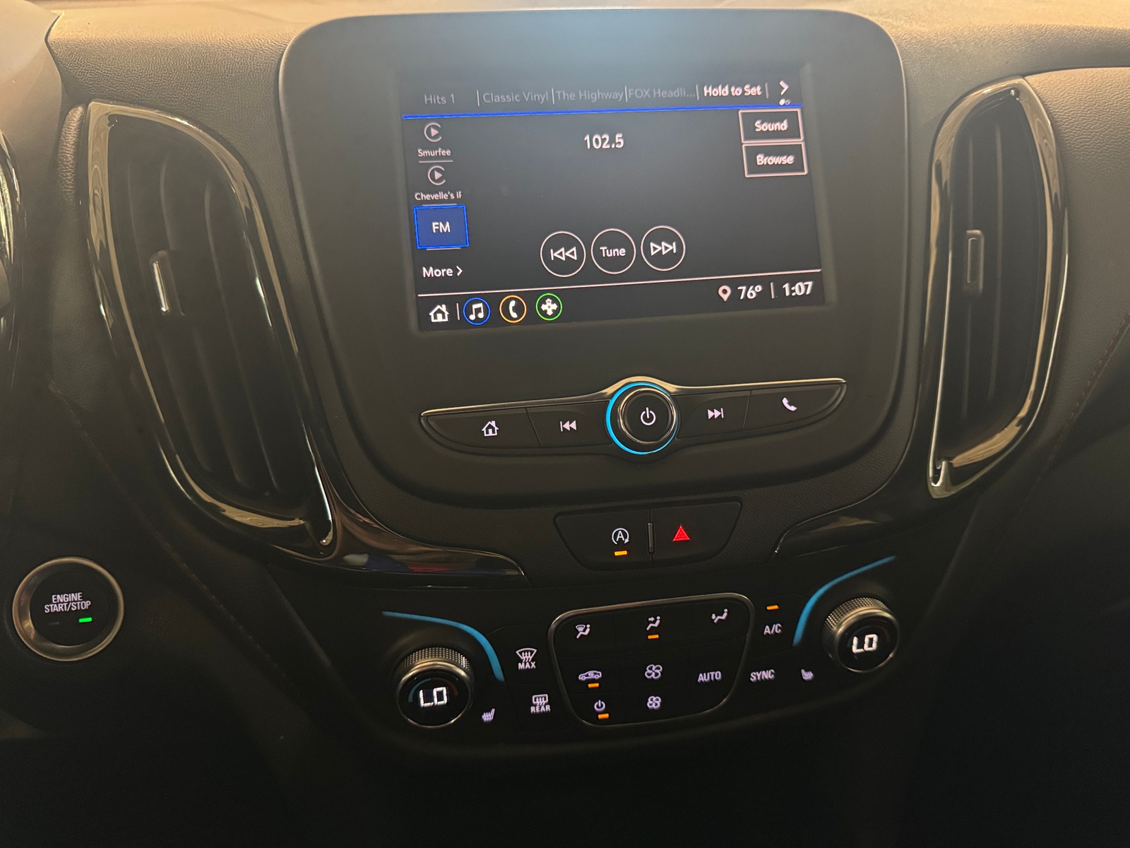 Thumbnail: 2023 Chevrolet Equinox - 4