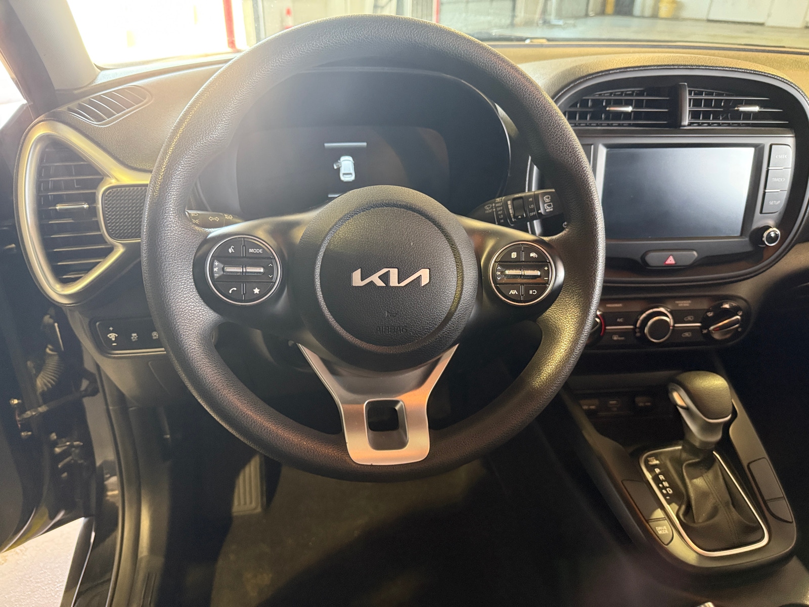 Thumbnail: 2023 Kia Soul - 5