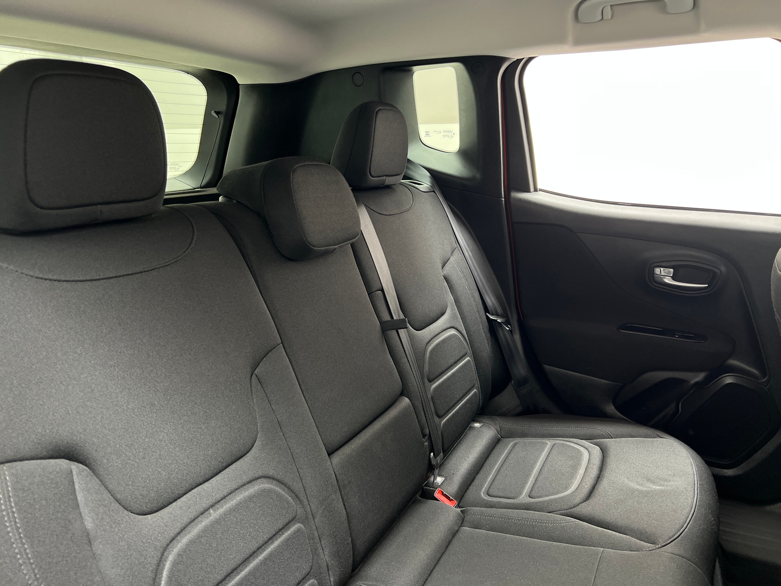 Thumbnail: 2021 Jeep Renegade - 6