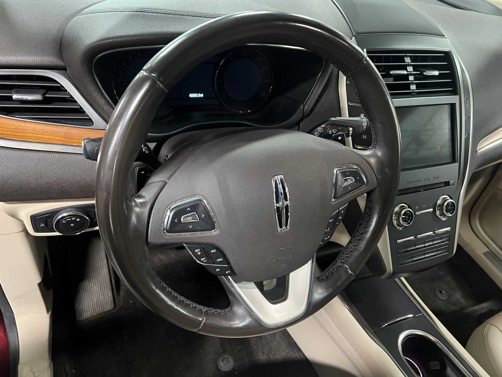 Thumbnail: 2017 Lincoln MKC - 5