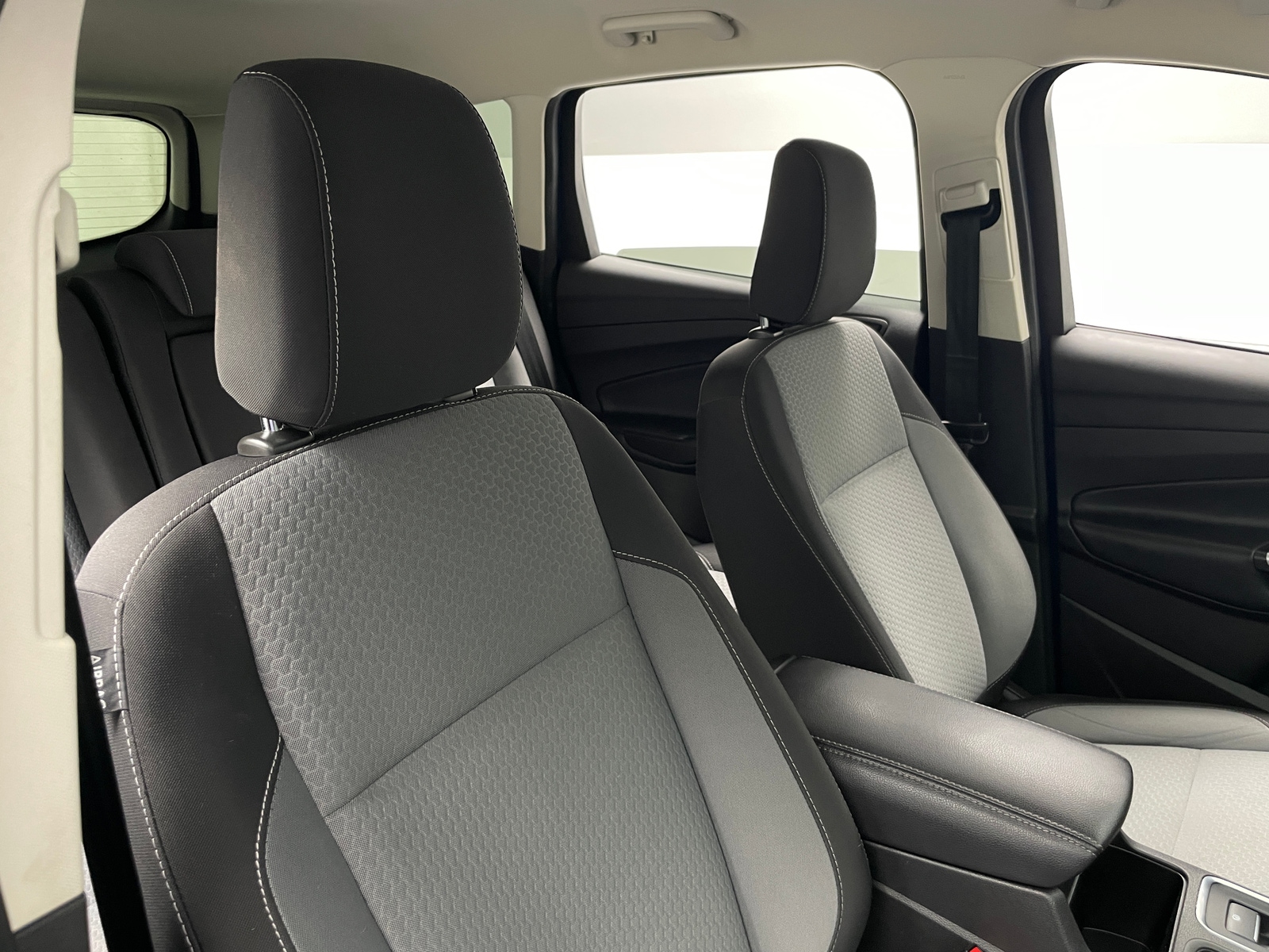 Thumbnail: 2019 Ford Escape - 2