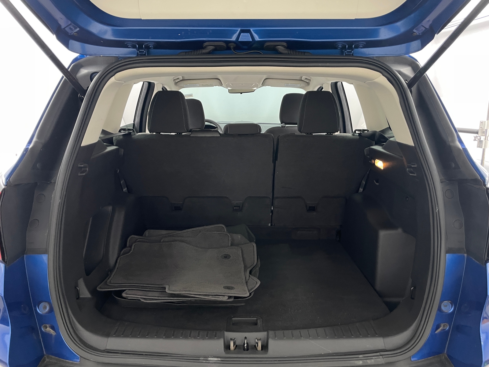Thumbnail: 2019 Ford Escape - 7