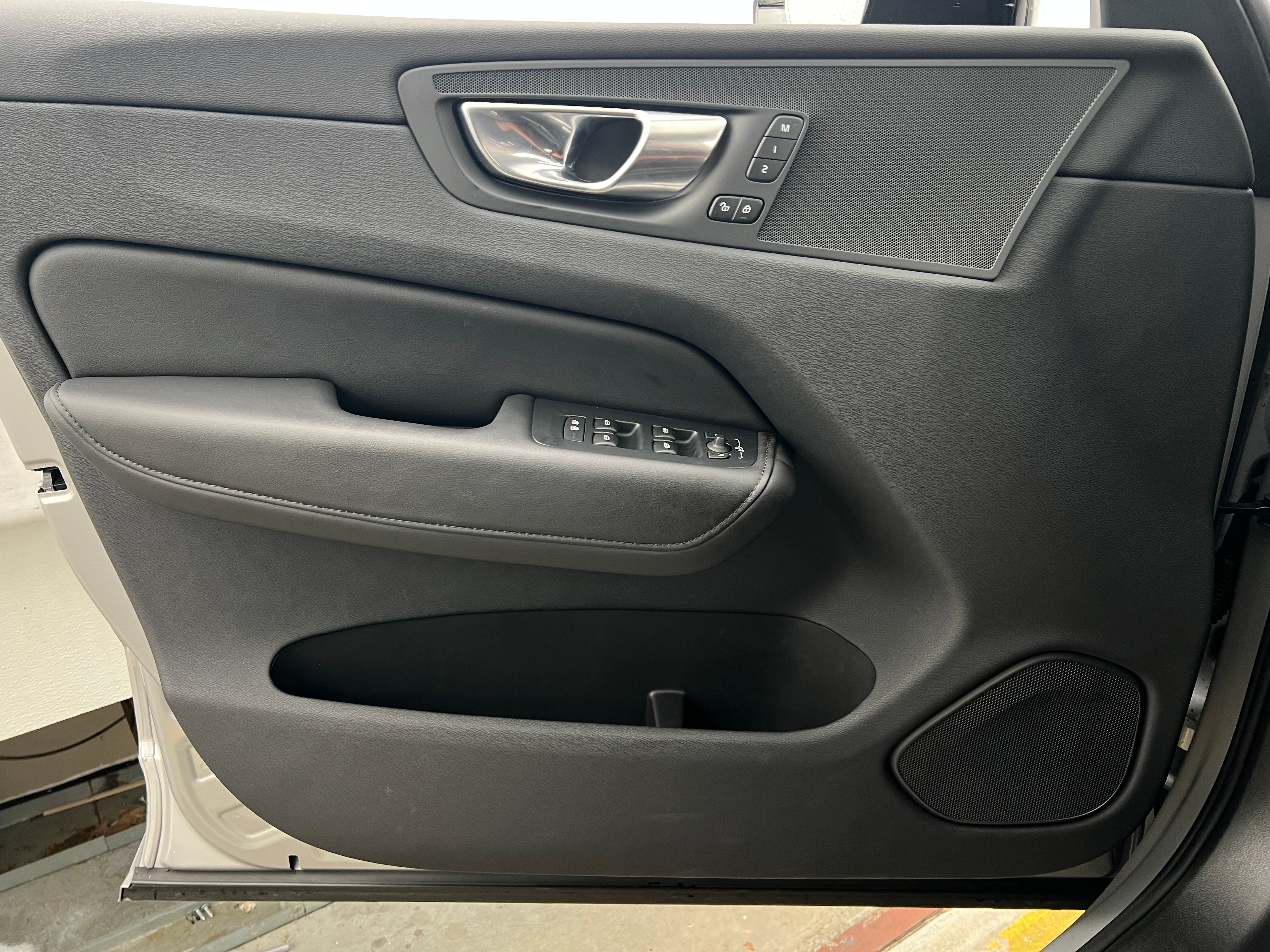 2025 Volvo XC60