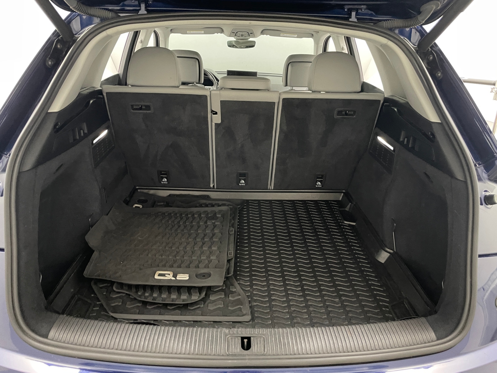 Thumbnail: 2021 Audi Q5 - 6