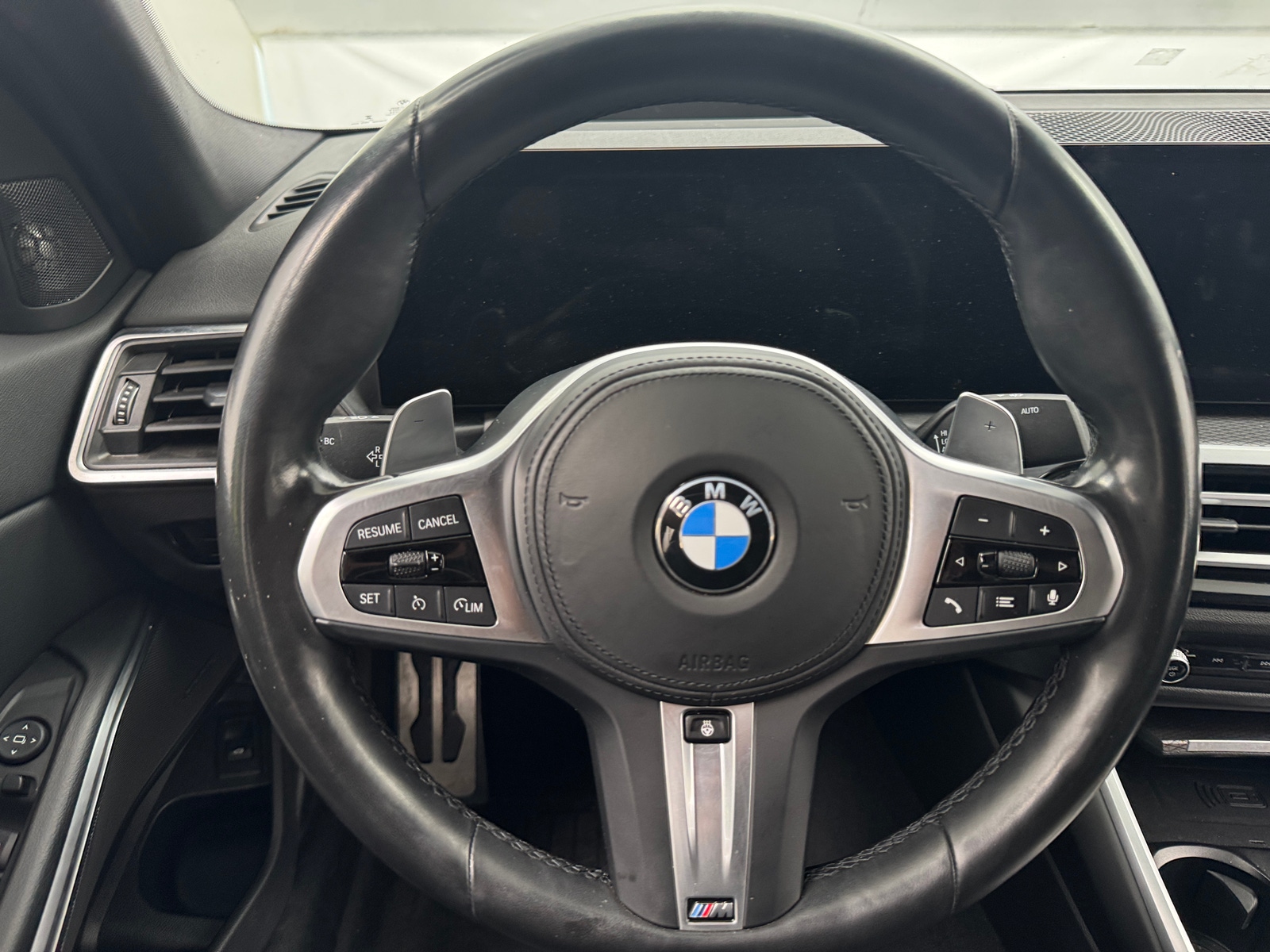 Thumbnail: 2023 BMW 3 Series - 4