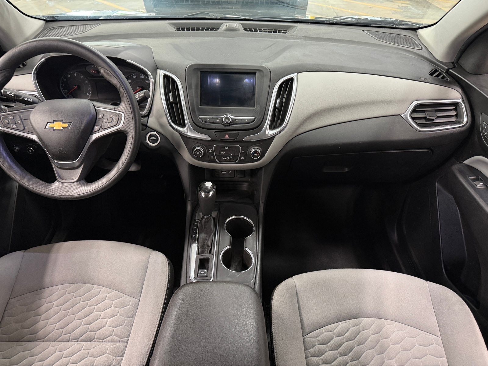 Thumbnail: 2019 Chevrolet Equinox - 3