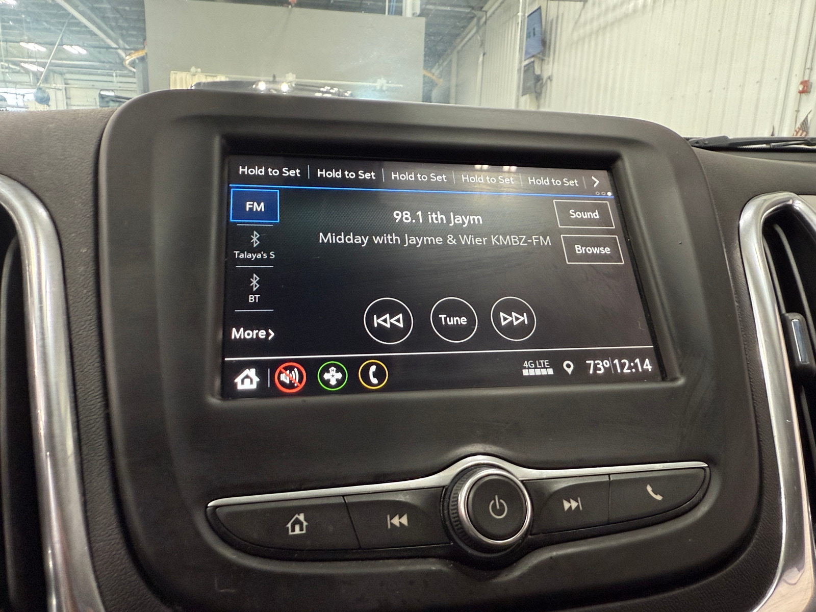 Thumbnail: 2019 Chevrolet Equinox - 4