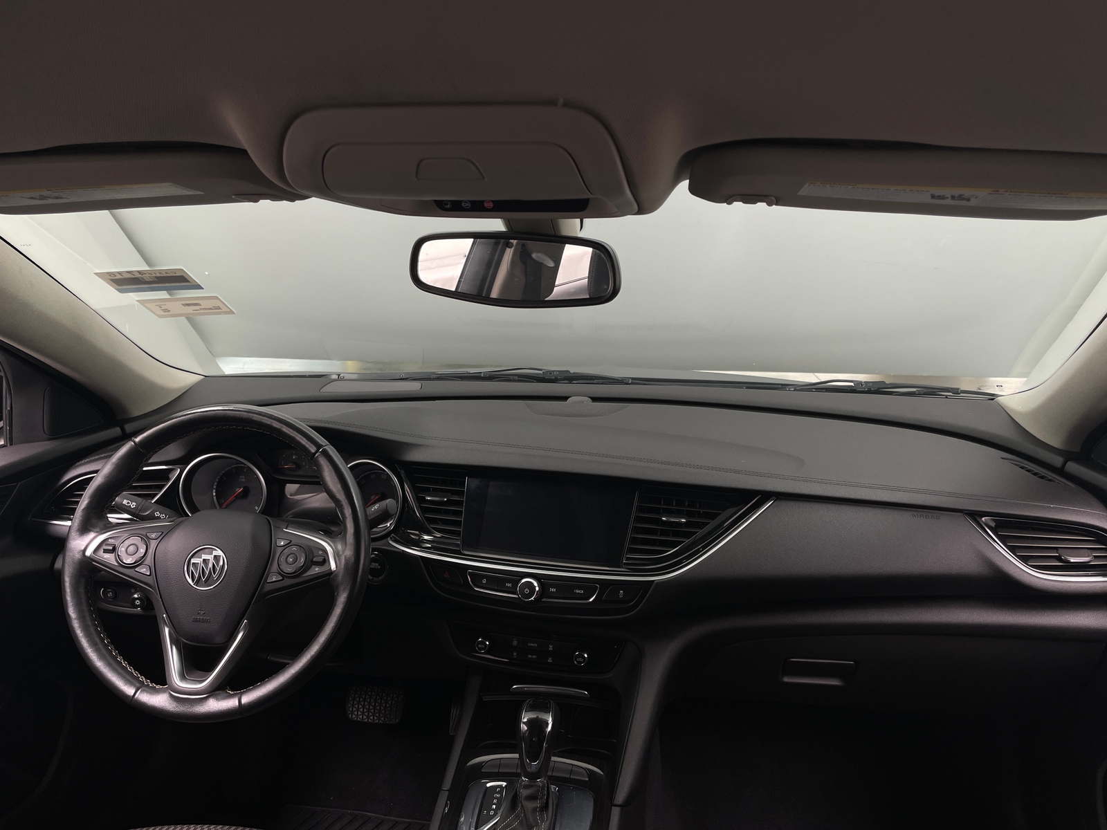 Thumbnail: 2018 Buick Regal - 3