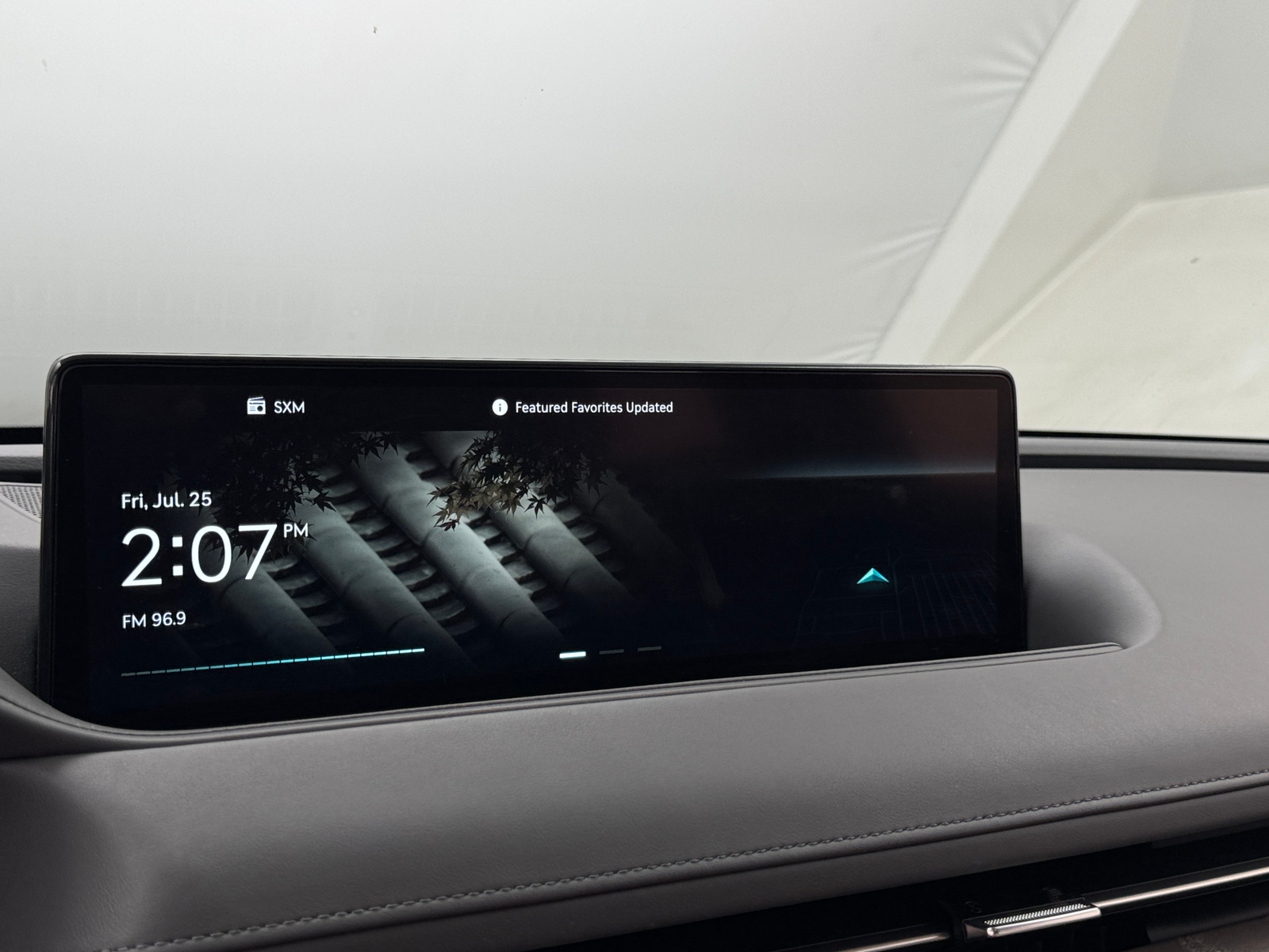 Thumbnail: 2022 Genesis G80 - 3