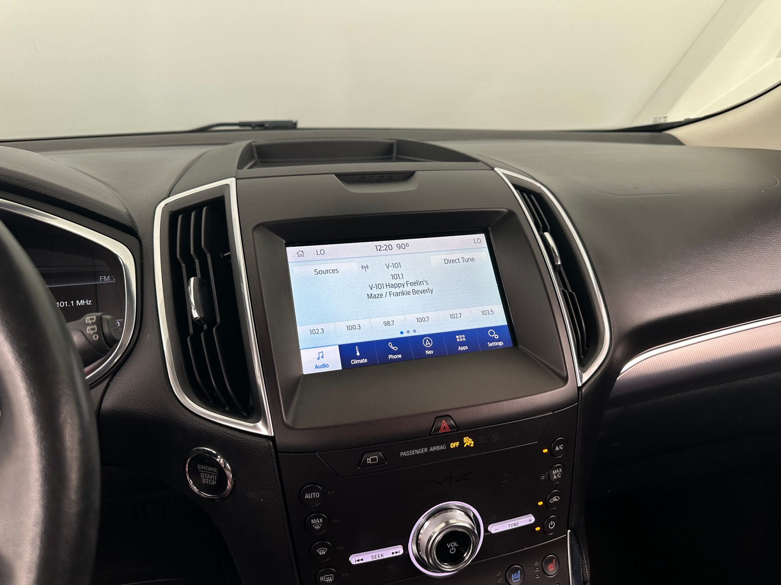 Thumbnail: 2020 Ford Edge - 3