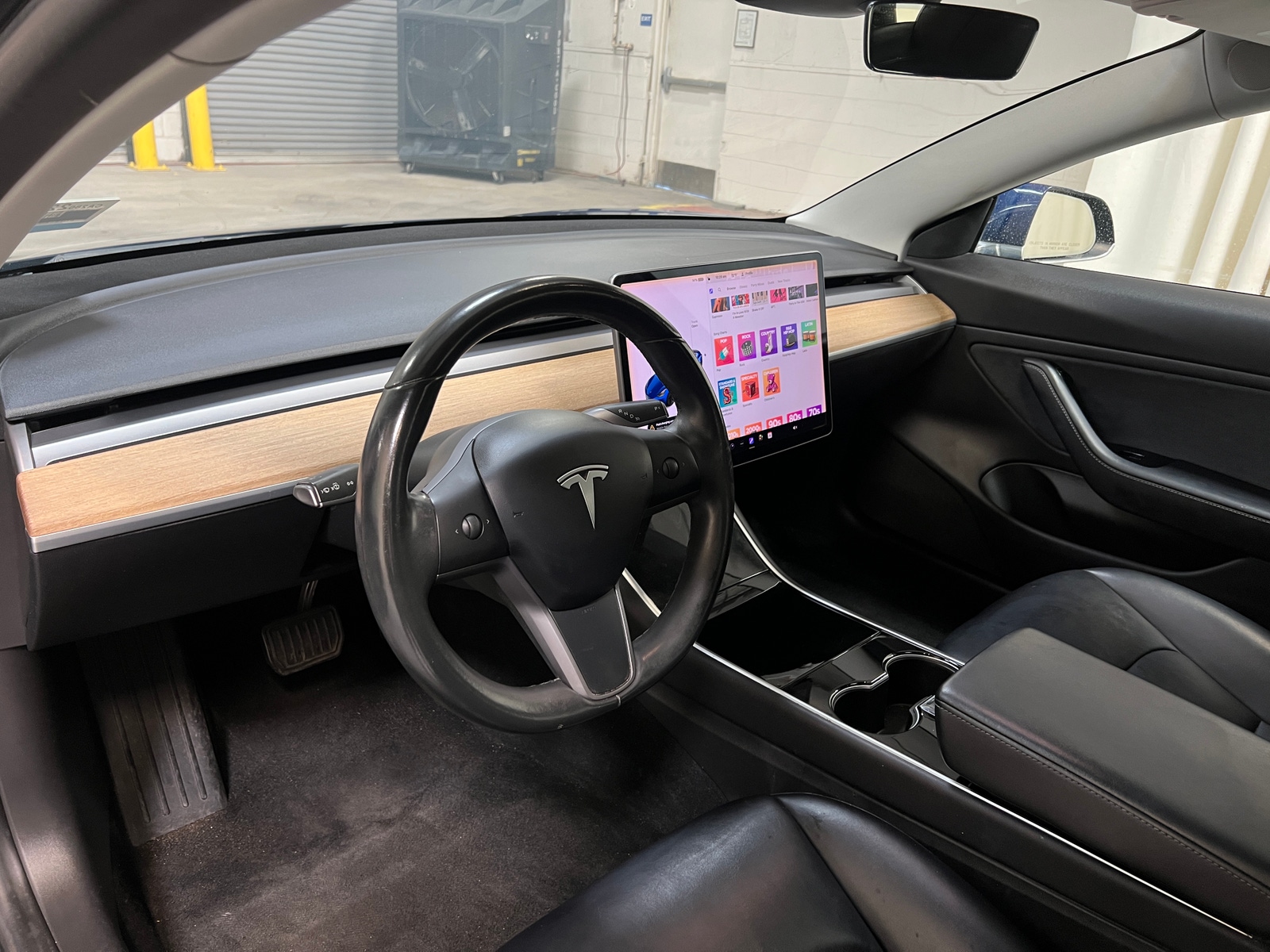 Thumbnail: 2019 Tesla Model 3 - 2
