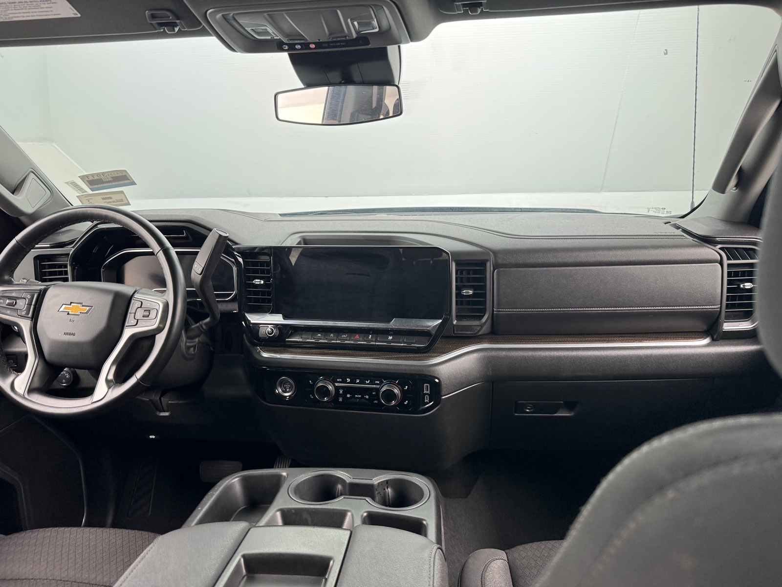 Thumbnail: 2024 Chevrolet Silverado 1500 - 3
