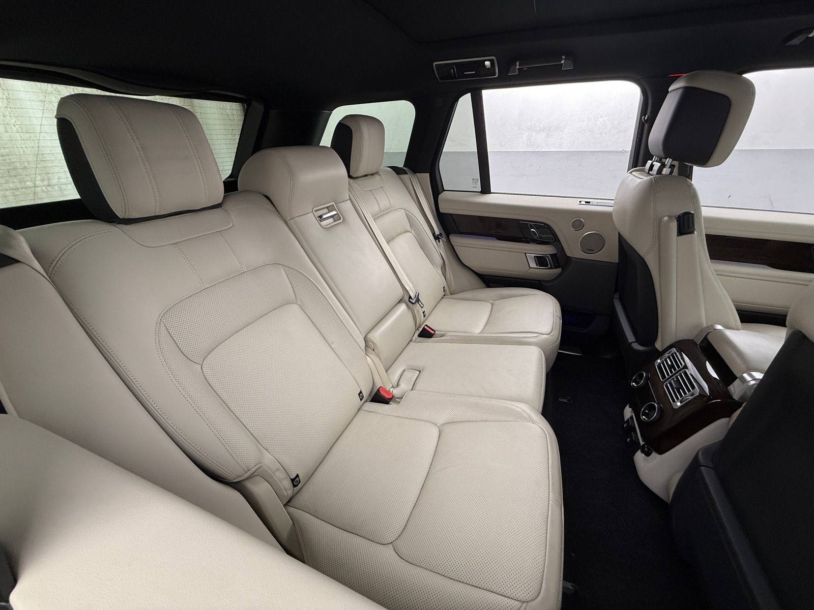 Thumbnail: 2021 Land Rover Range Rover - 5