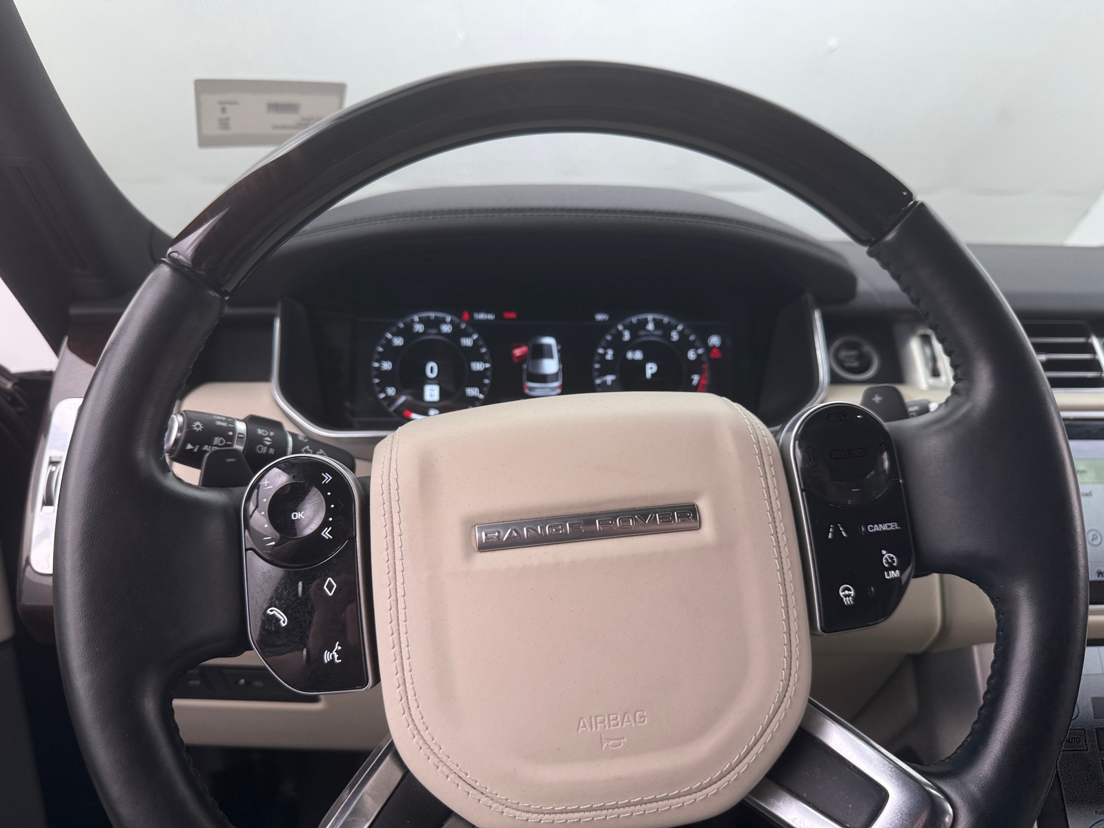Thumbnail: 2021 Land Rover Range Rover - 4