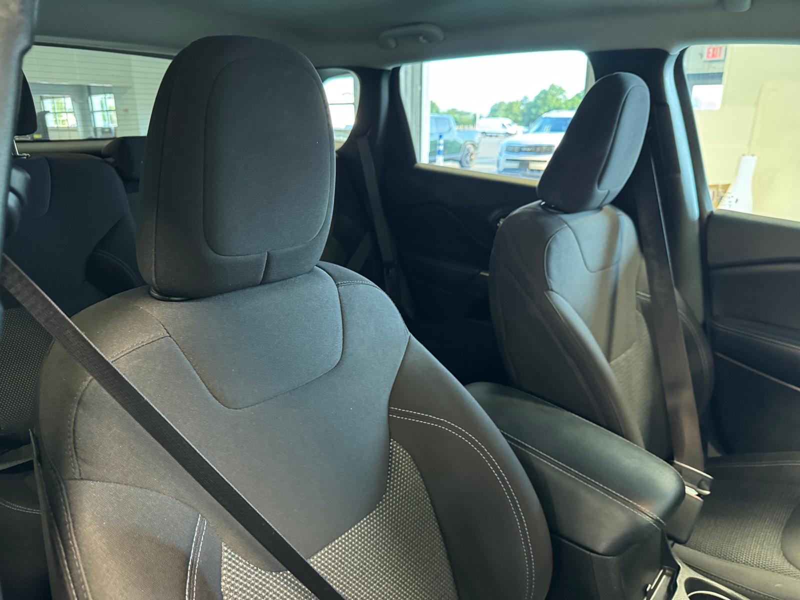 Thumbnail: 2019 Jeep Cherokee - 2