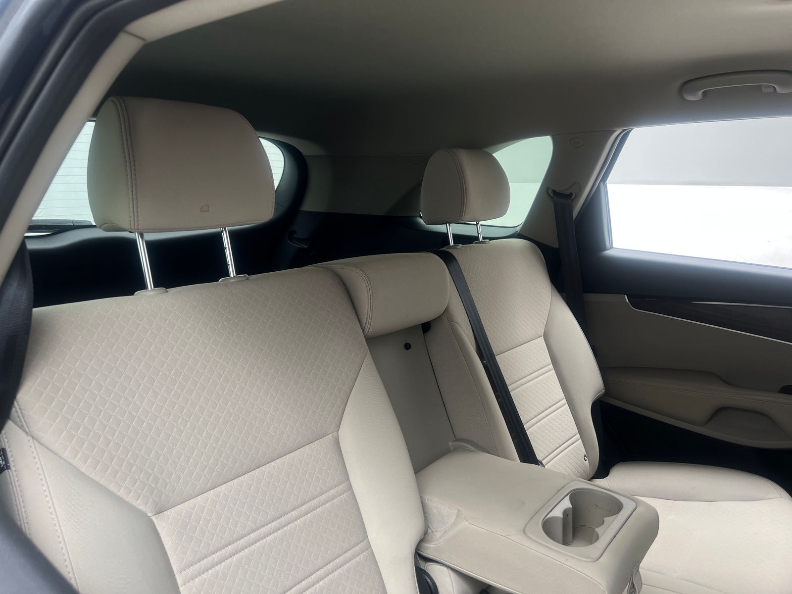 Thumbnail: 2017 Kia Sorento - 6