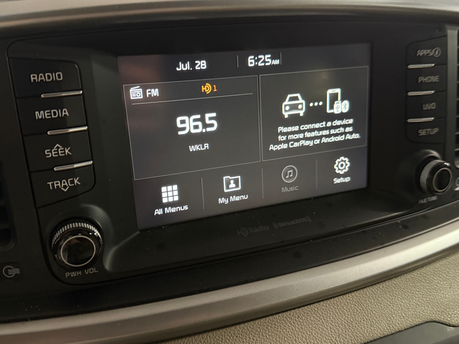 Thumbnail: 2017 Kia Sorento - 4
