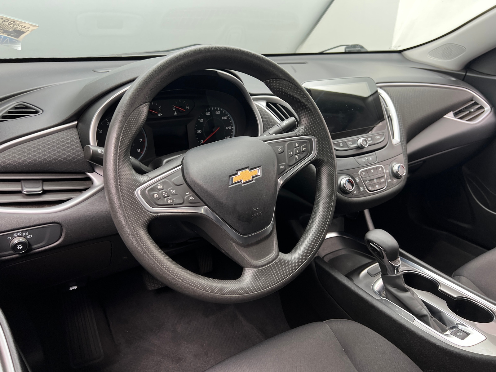 Thumbnail: 2023 Chevrolet Malibu - 5