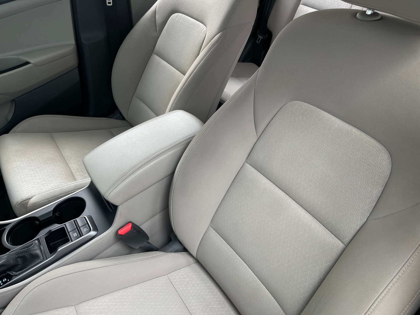 Thumbnail: 2016 Hyundai Tucson - 2