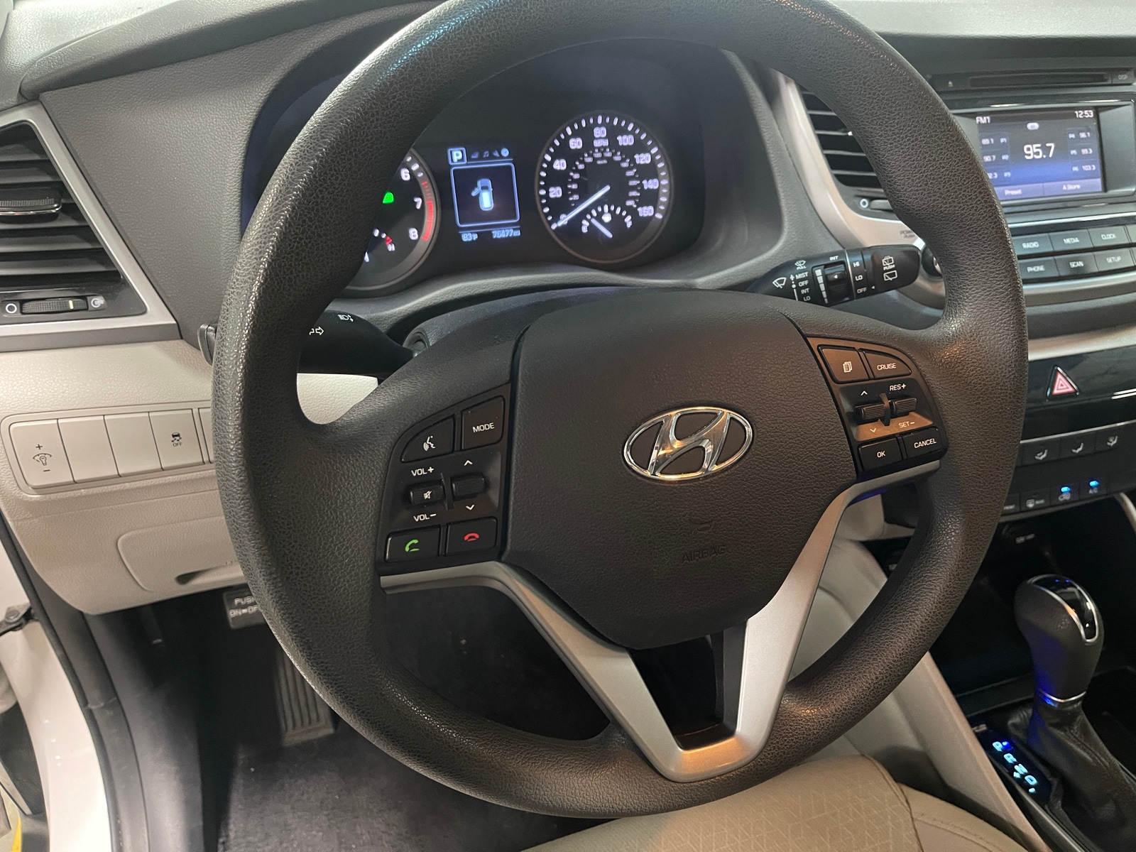 Thumbnail: 2016 Hyundai Tucson - 5