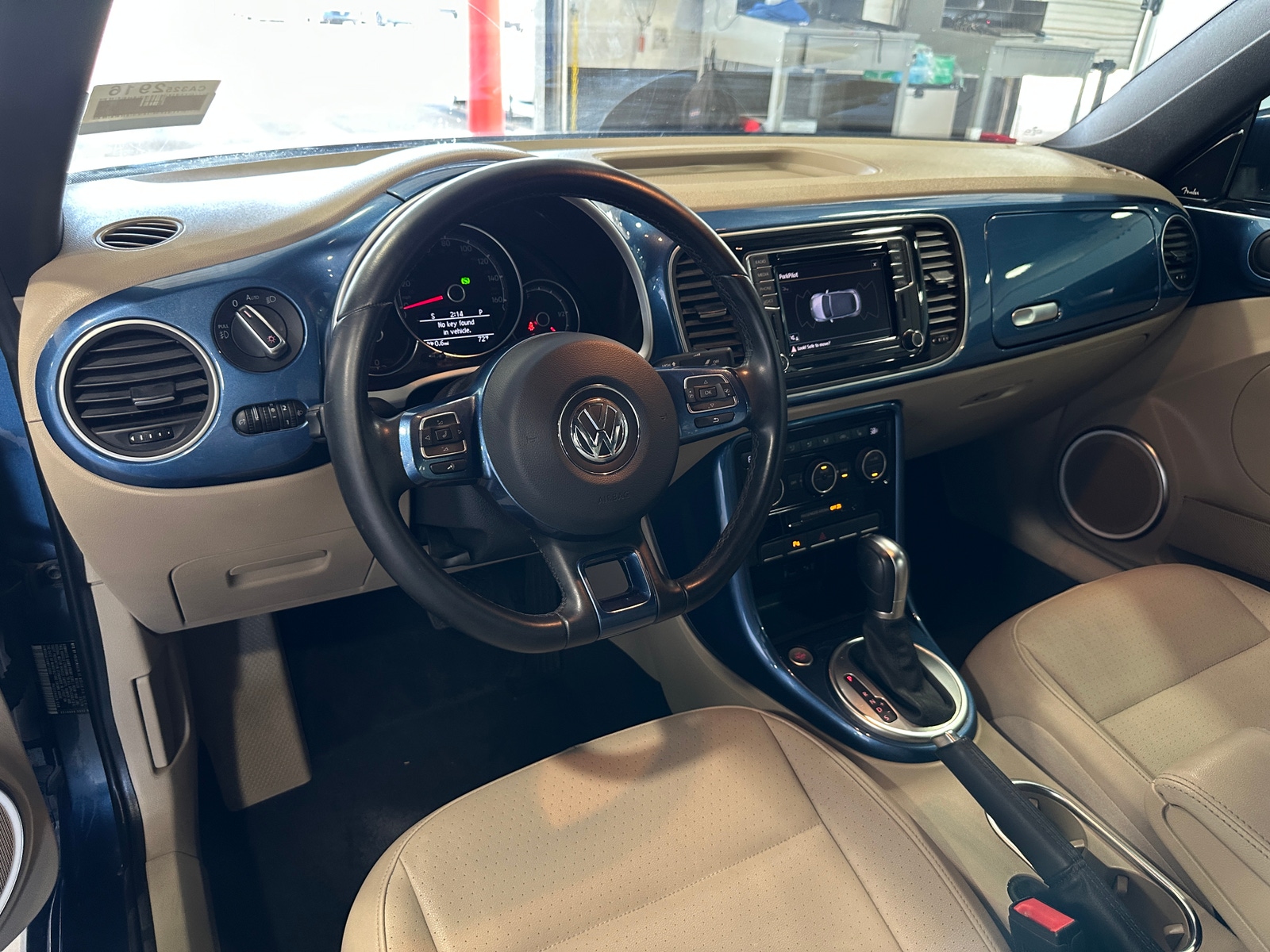 Thumbnail: 2019 Volkswagen Beetle - 2